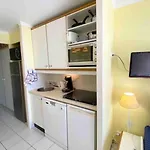 Apartment 2p With Pool Near The Sea *