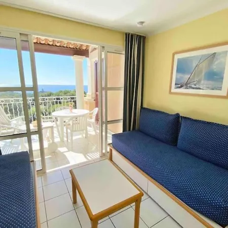 Apartment 2p With Pool Near The Sea *
