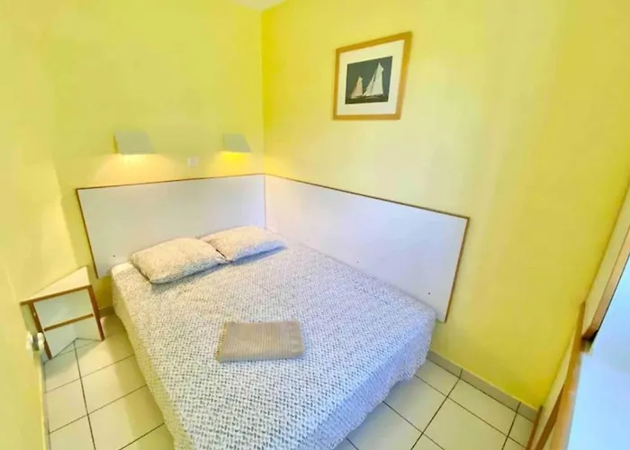 2p With Pool Near The Sea * Saint-Raphaël