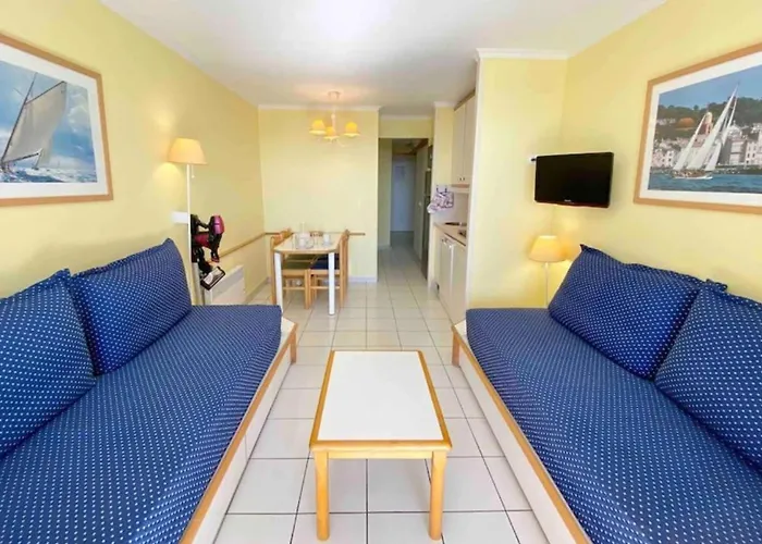 2p With Pool Near The Sea * Saint-Raphaël